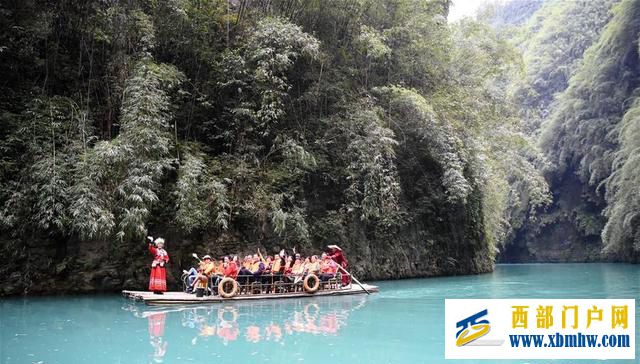 重庆彭水:旅游助脱贫(图1) 重庆彭水:旅游助脱贫(图1)