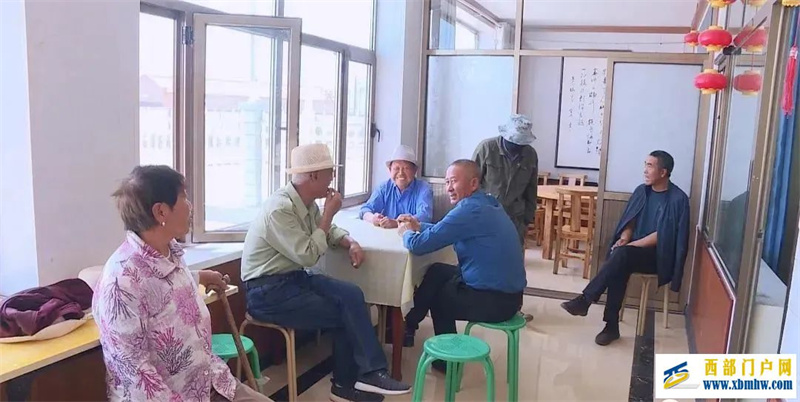 白银景泰“爸妈食堂”开餐温暖了这些留守老人(图1) 白银景泰“爸妈食堂”开餐温暖了这些留守老人(图1)